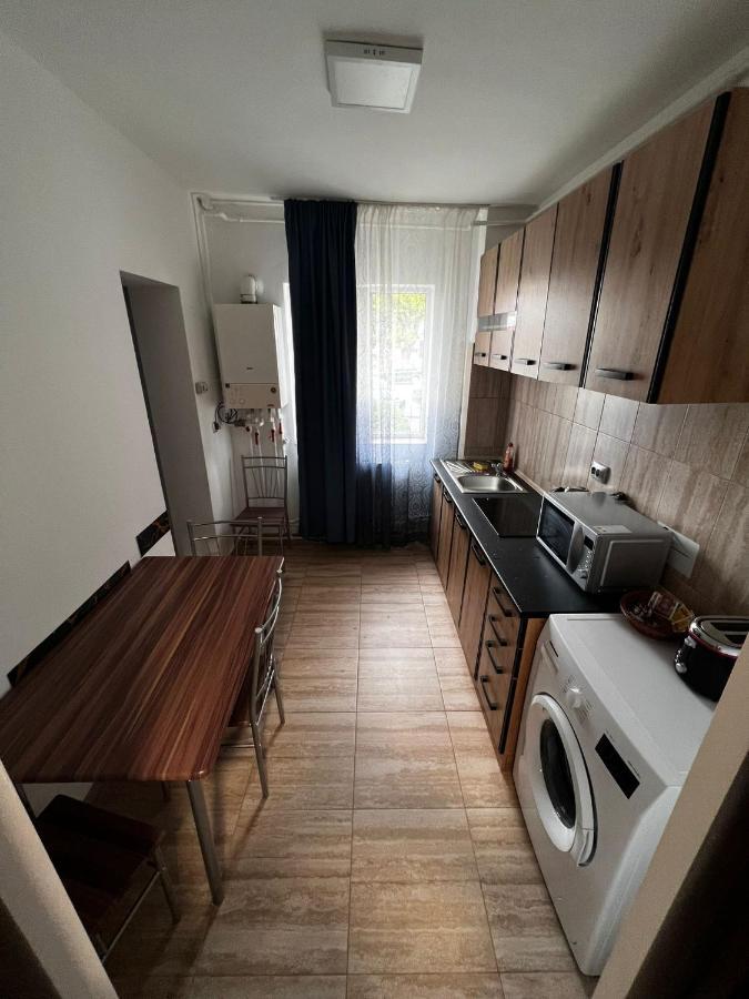 Central Studio 1 - Apartament 2 Camere Дева Екстериор снимка